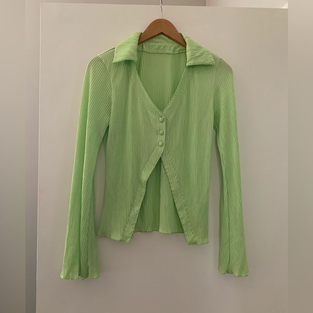 Green shirt